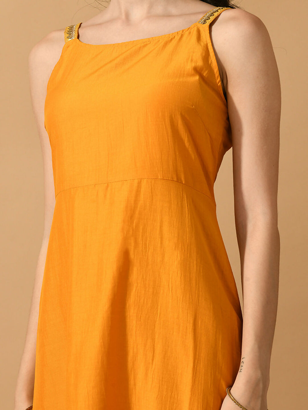 Myshka Women's Yellow Solid Party Kurta Sets