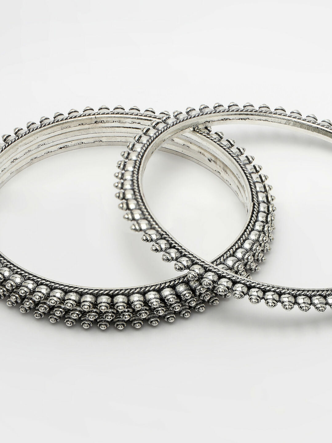 NVR Women's Set of 4 Silver-Toned German Silver Oxidised Bangles - Distacart