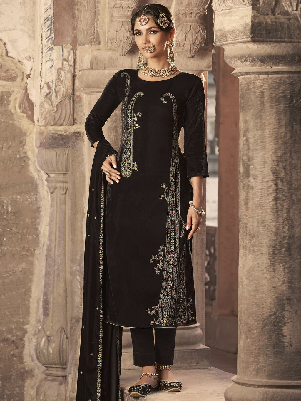 Jyoti Fashion Women's Brown Velvet Floral Resham Thread with Jari work Kurta with Trouser & Dupatta
