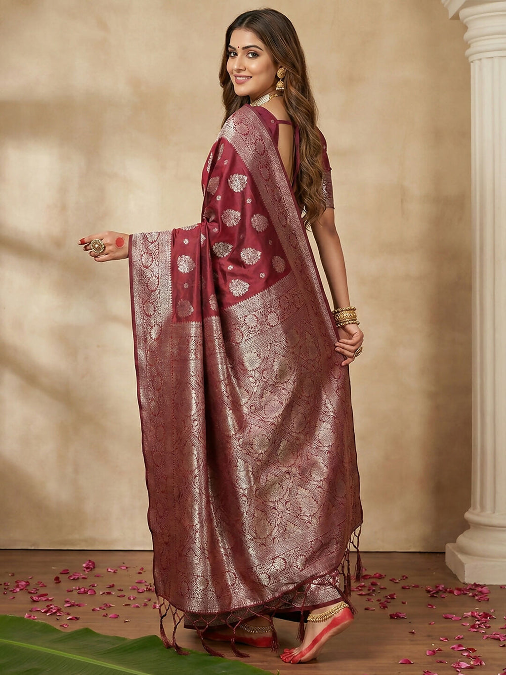 Shree Shyam Fashion Maroon Silk Blend Saree - Distacart