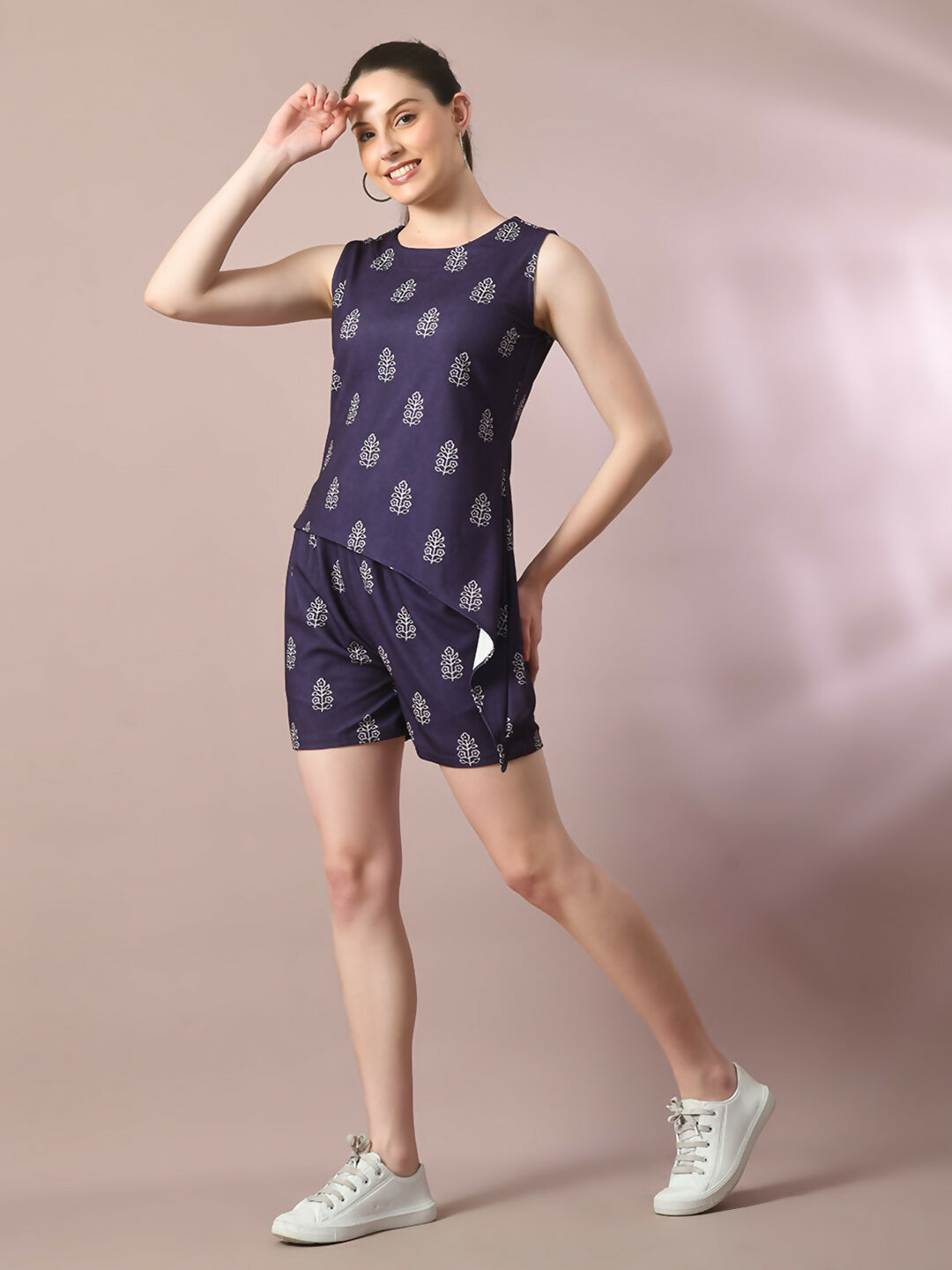 Myshka Women's Blue Printed Round Neck Party Top With Shorts Co-ord set