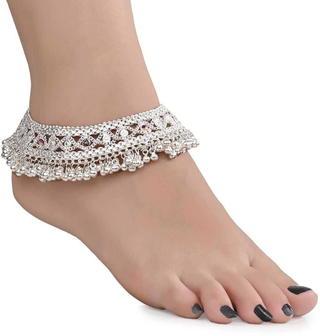 AanyaCentric Silver Plated White Metal Payal Indian Traditional Ethnic Fashion Imitation Jewellery Foot Chain