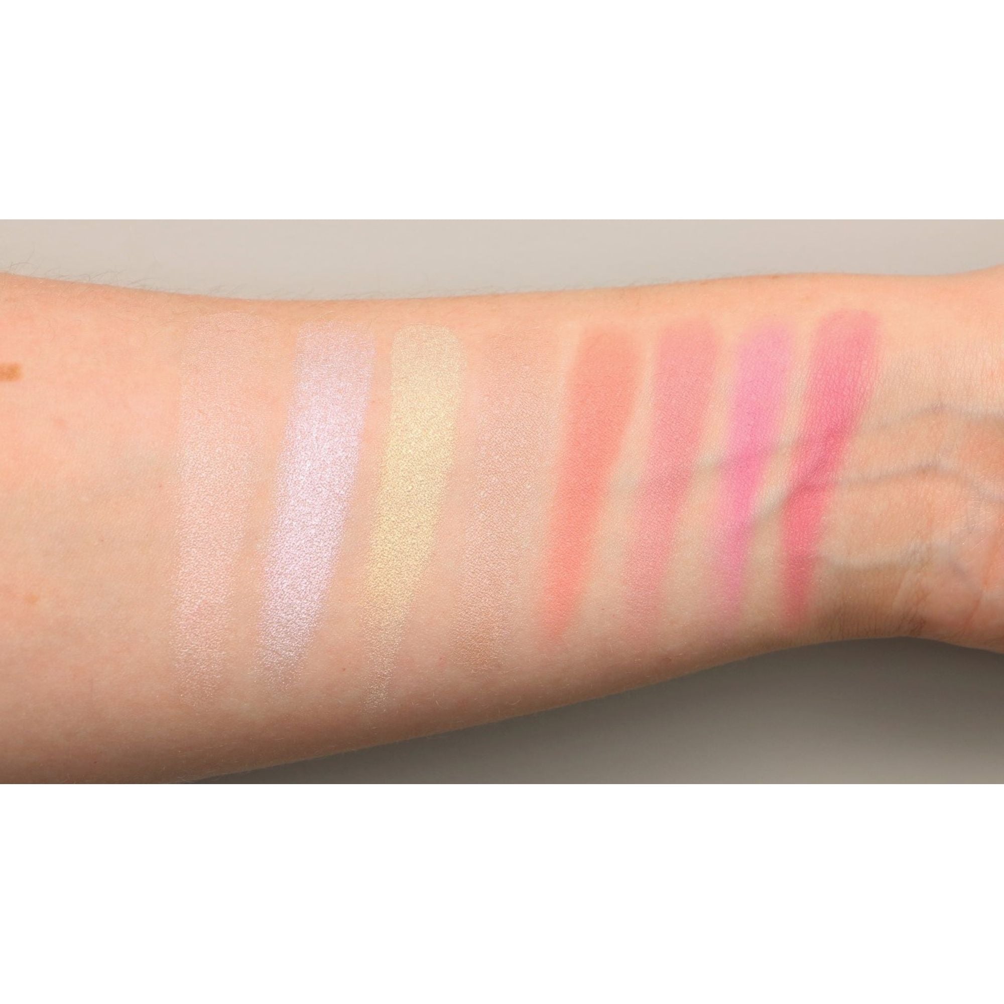 Makeup Revolution Blush Palette - Blush Goddess - Distacart