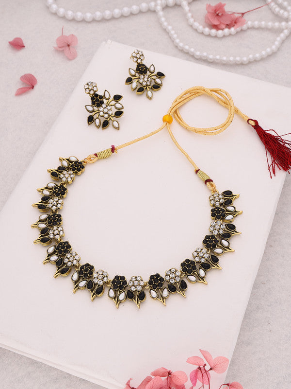 Tehzeeb Creations Black & White Gold Pleated Stone Studded Necklace With Earrings