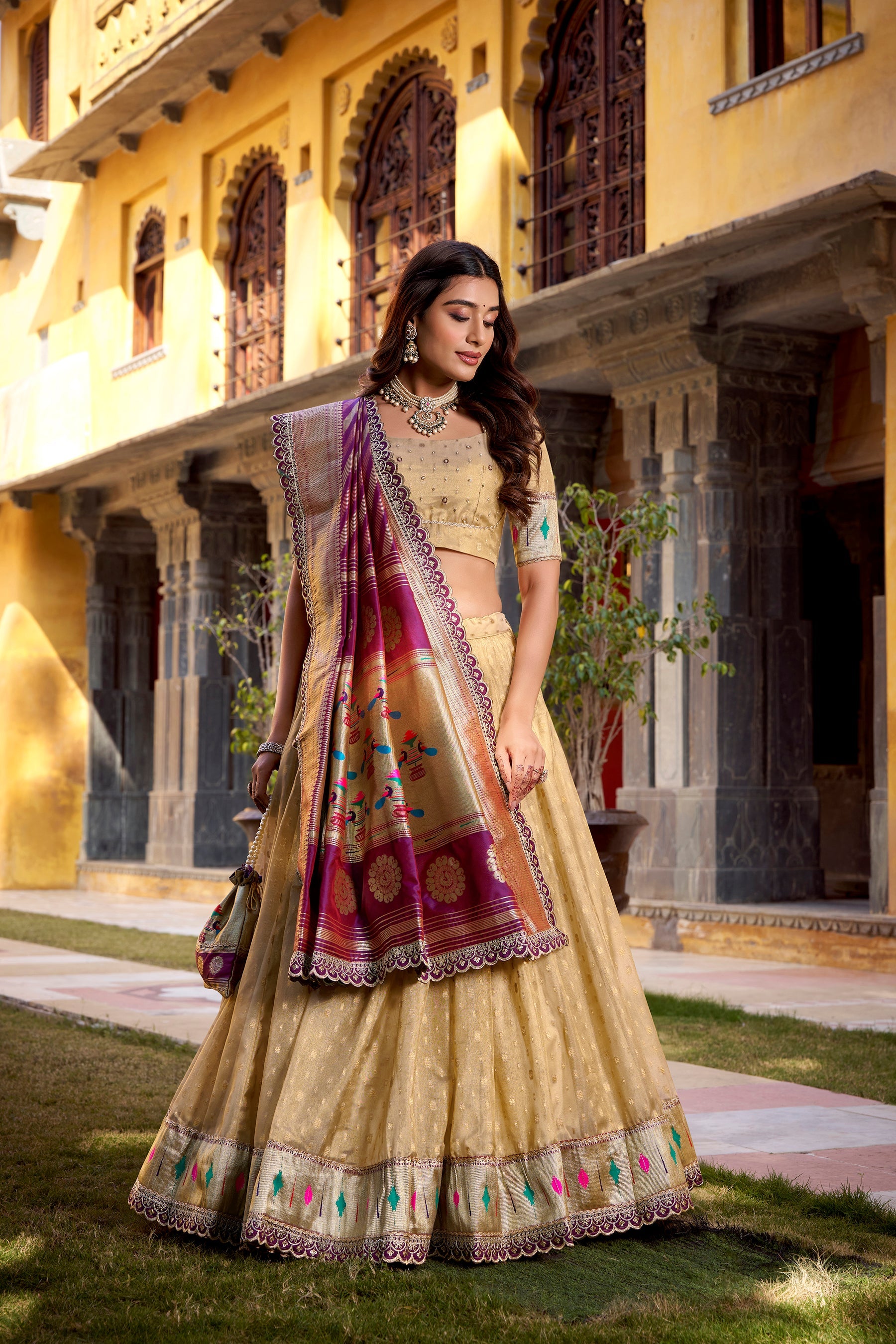 Lorenvalley Fashion Cream Simmer Organza Zari Weaving Work With Lace Border Lehenga Choli with Dupatta - Distacart