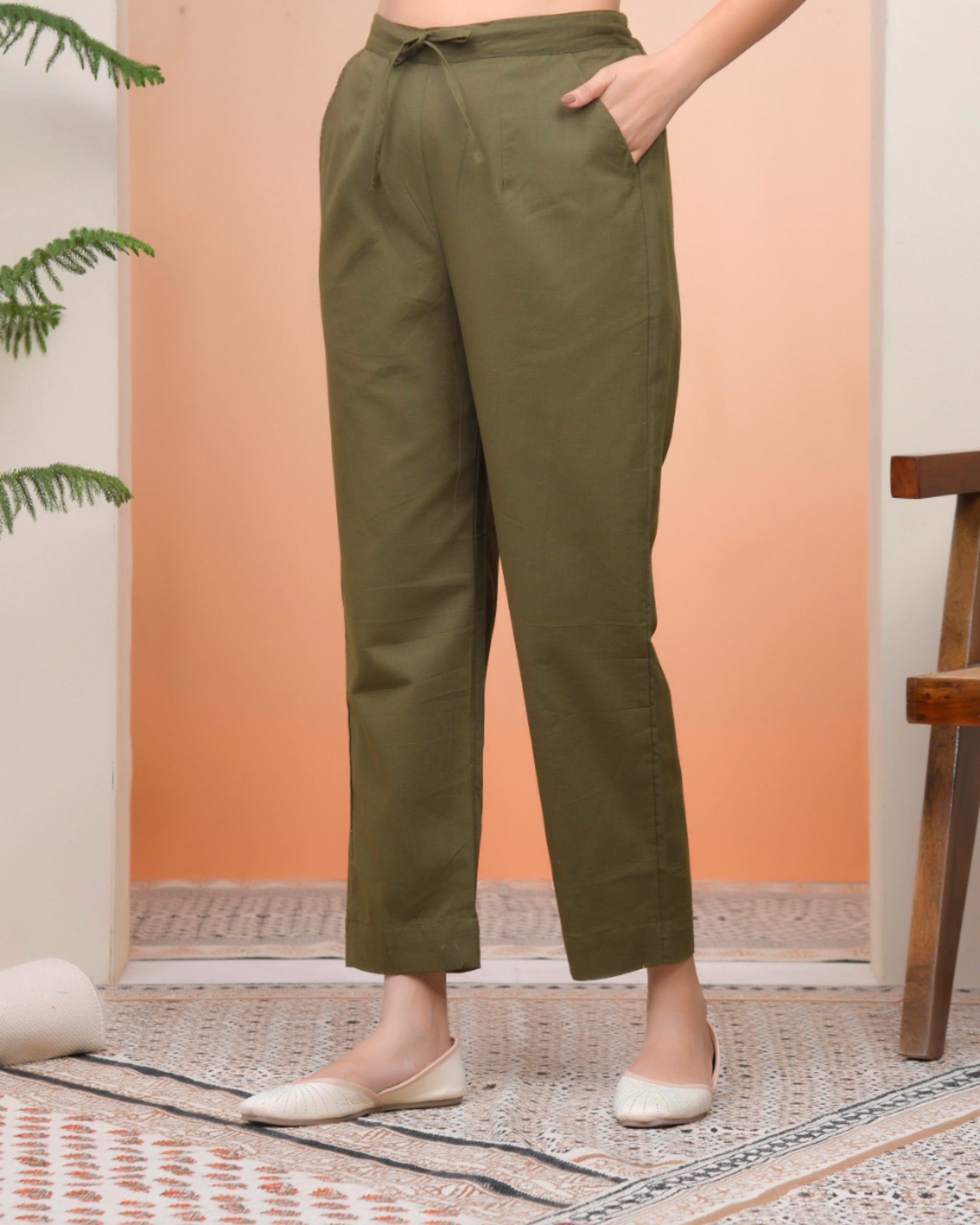Vaasva Women Olive Green Cotton Flax Solid Straight Pants