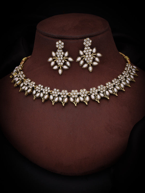Tehzeeb Creations White Colour Gold Pleated Stone Studded Necklace With Earrings
