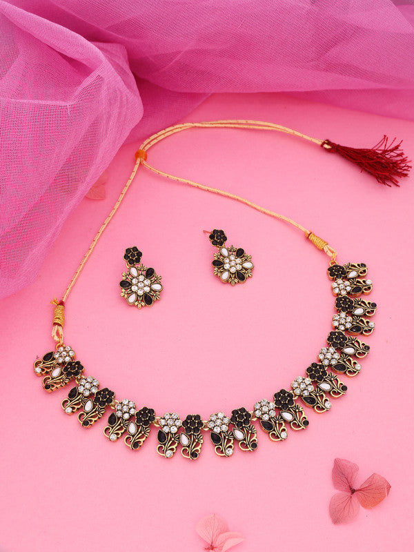 Tehzeeb Creations Luxurious Mendi Gold Polished White & Black Ad Jewellery Choker Necklace Set With Matching Earrings