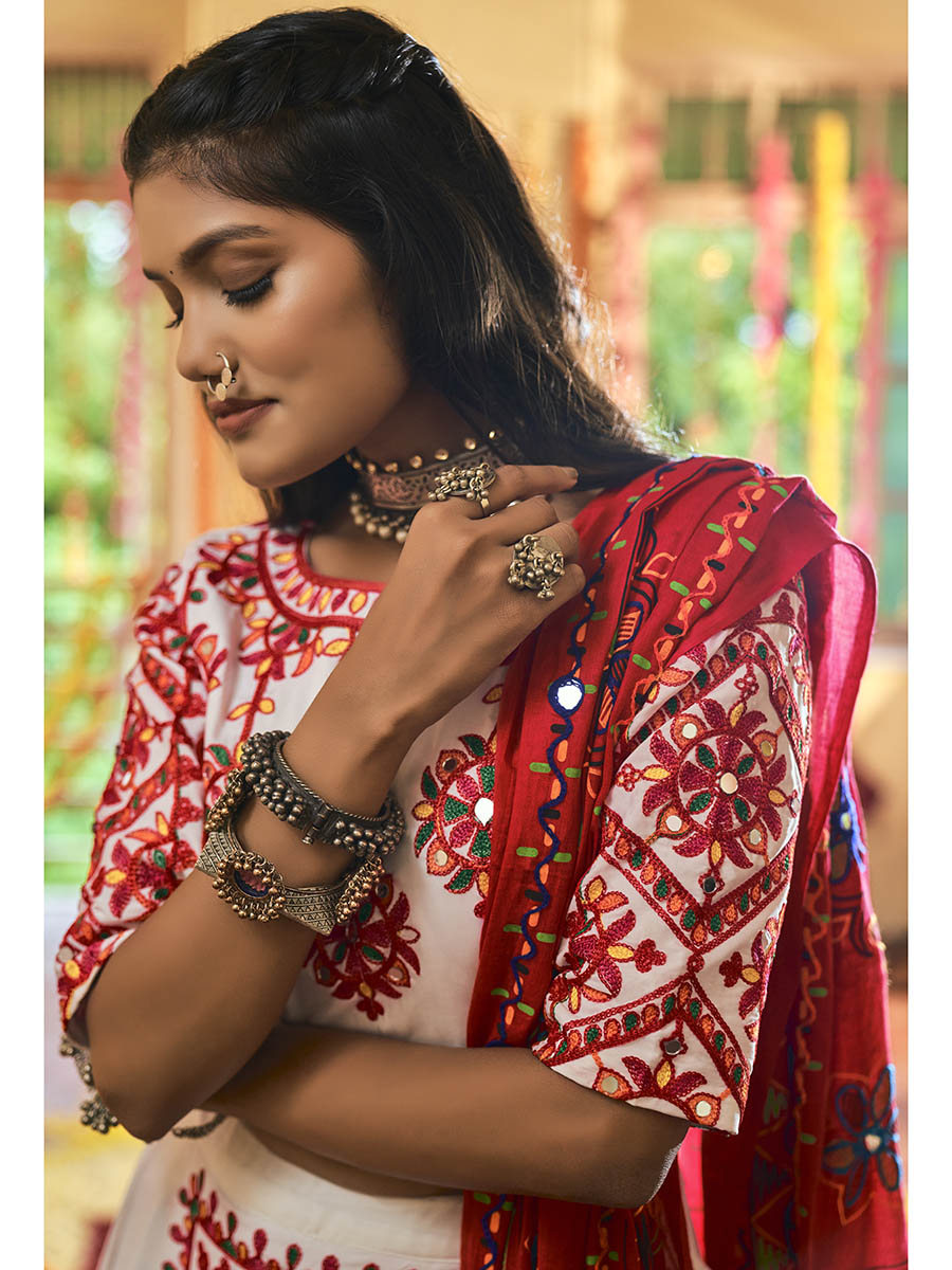 Myra White Maslin Cotton Embroidered Navratri Special Lehenga - Distacart