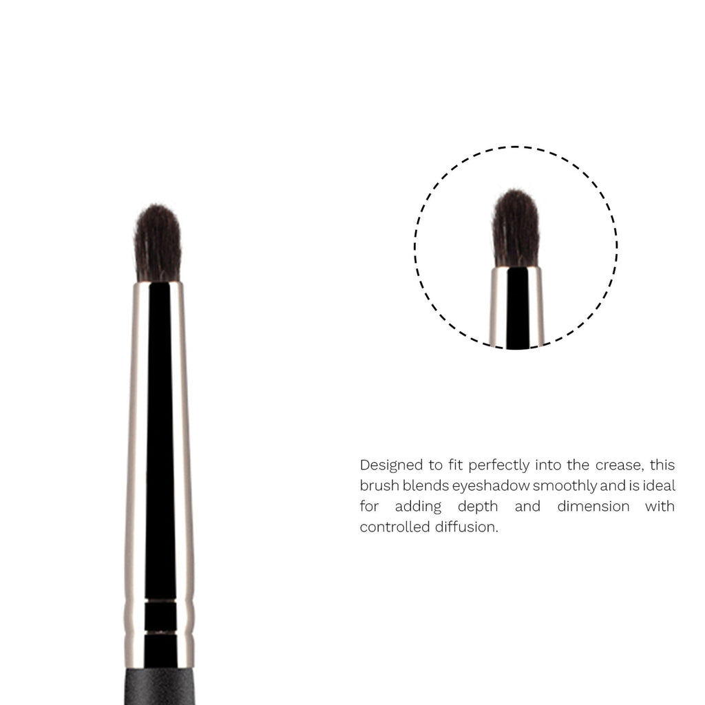 PAC Studio Eyeshadow Blending Brush 092 - Small Smudger Brush for Detailed Blending, Ultra Soft Bristles