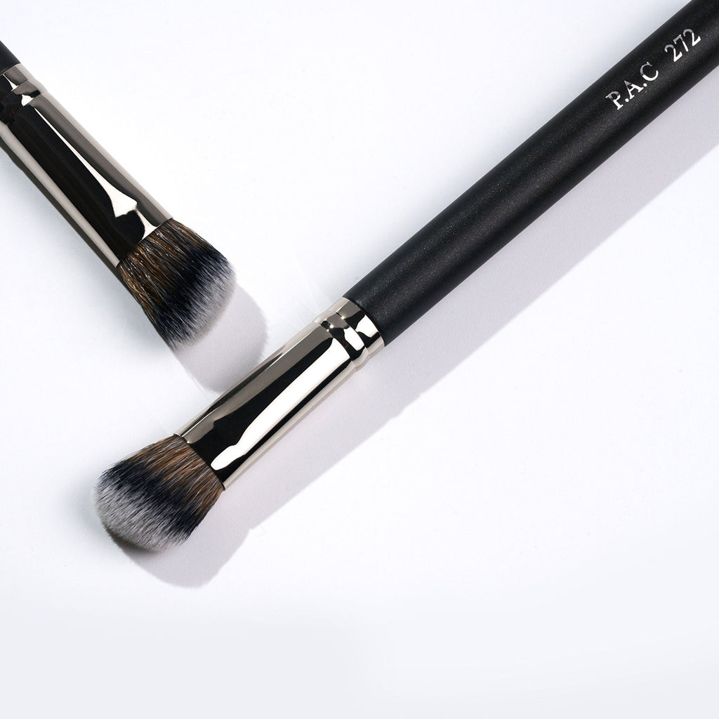 PAC Studio Concealer Brush 272 - Angled Multi Functional Brush, Soft Bristles for Precise Application