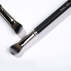 PAC Studio Concealer Brush 272 - Angled Multi Functional Brush, Soft Bristles for Precise Application