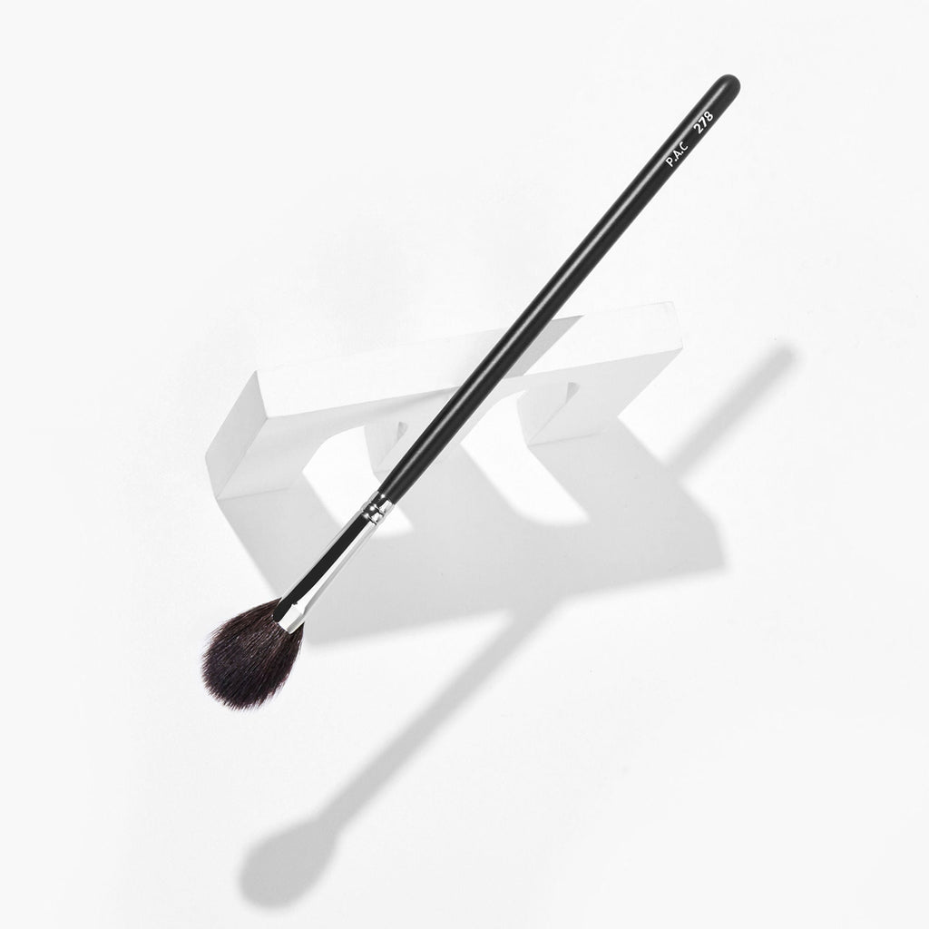 PAC Studio Highlighter Brush 278 - Medium Highlighter Brush, Soft Natural Bristles,