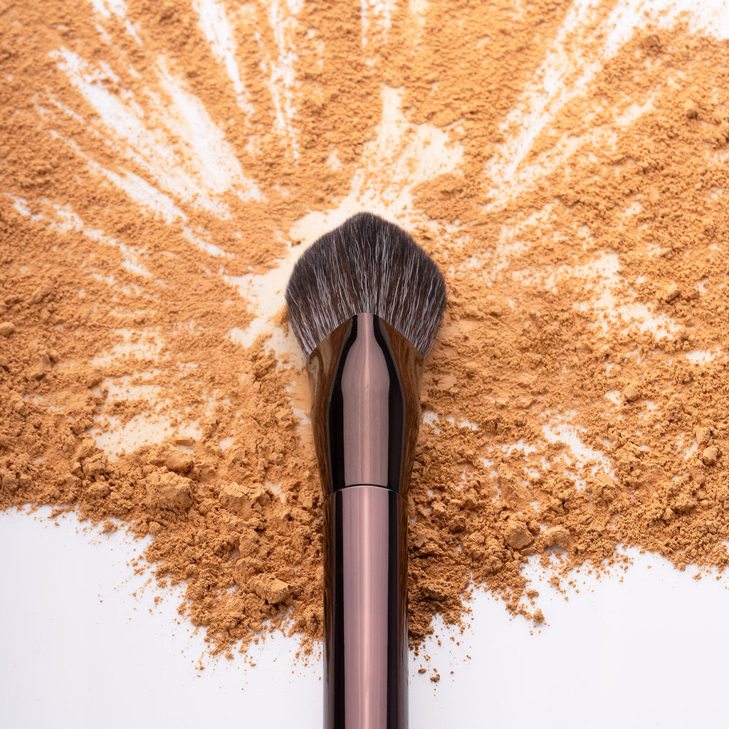 PAC Studio T01 Multi-Purpose Powder Brush - Densely Packed Synthetic Bristles, Ideal for Blush & Contour