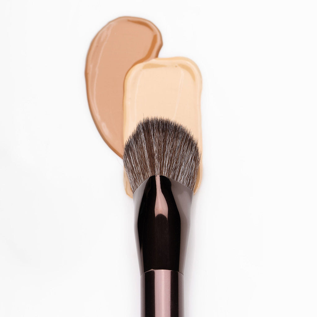 PAC Studio T02 Foundation Blending Brush - Densely Packed Synthetic Bristles for Foundation Blending