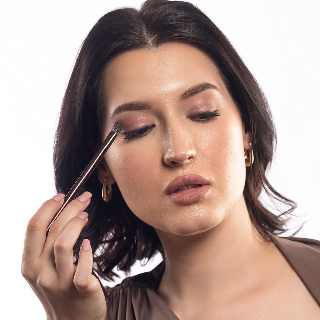 PAC Studio T07 Small Concealer Brush - Precision Tip for Spot Concealing, Eyeshadow Application & Blending