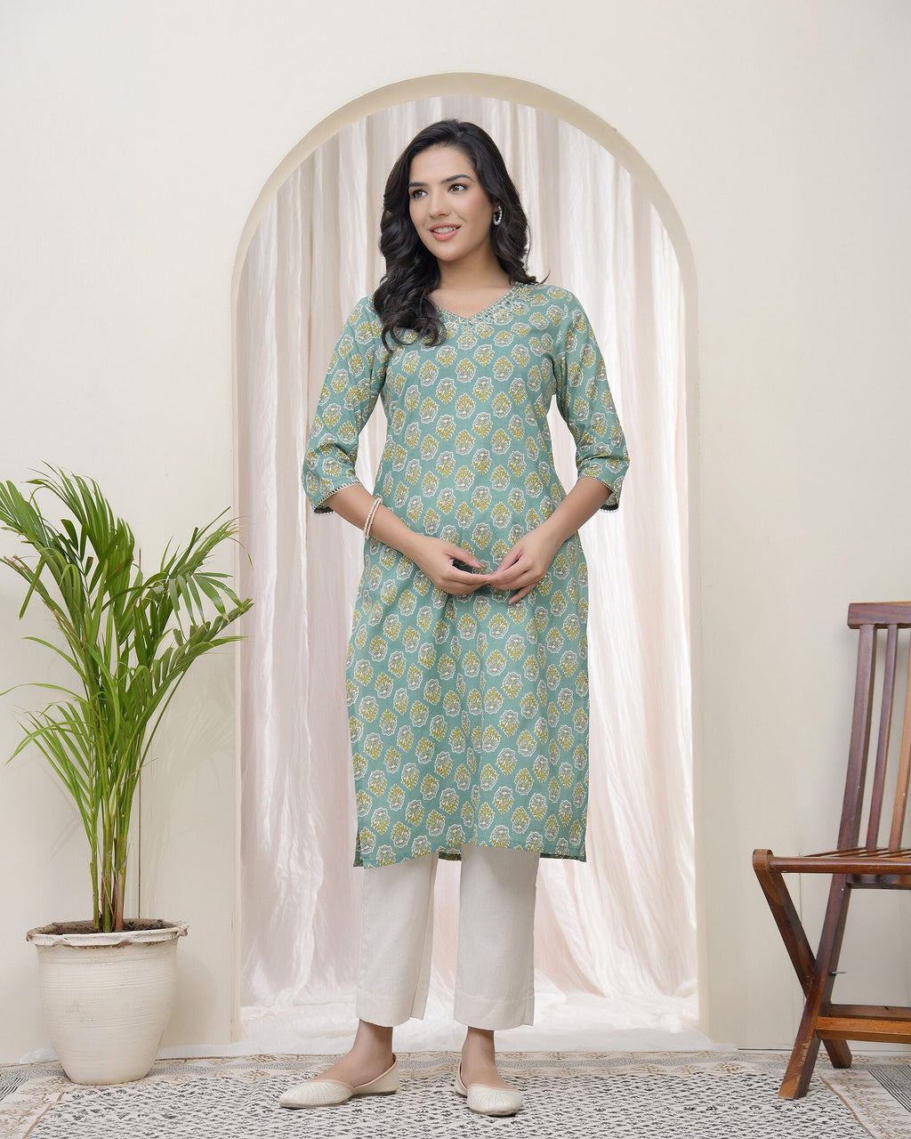 Vaasva Women Aqua Cotton Printed Straight Kurti