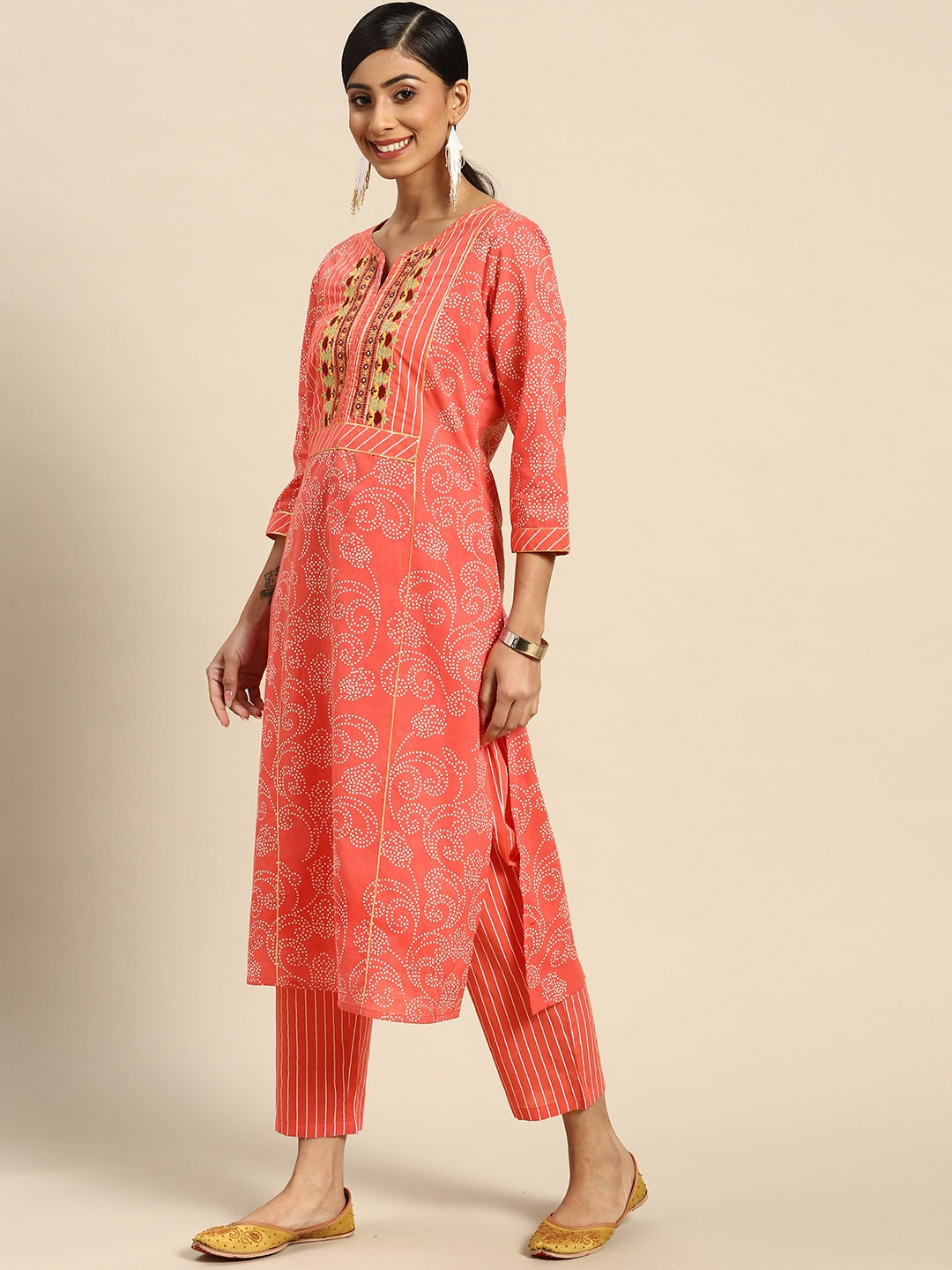 Sangria Women Peach-Coloured Ethnic Printed Mirror Work Pure Cotton Kurta with Trousers