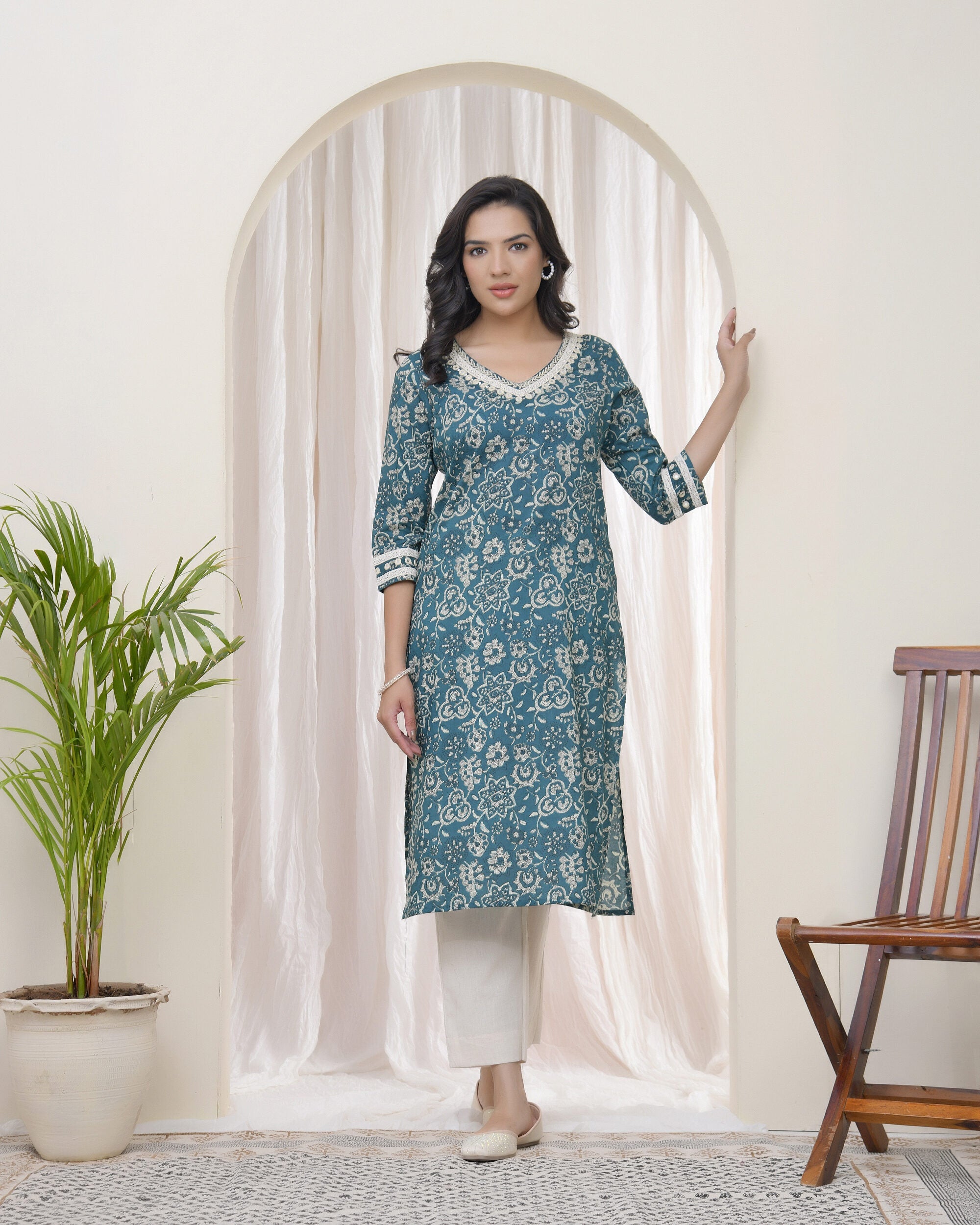 Vaasva Women Ferozi Cotton Printed Straight Kurti - Distacart