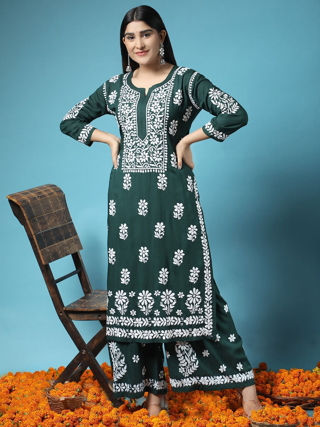 HOUSE OF KARI Women Green Floral Embroidered Chikankari Kurta with Palazzos