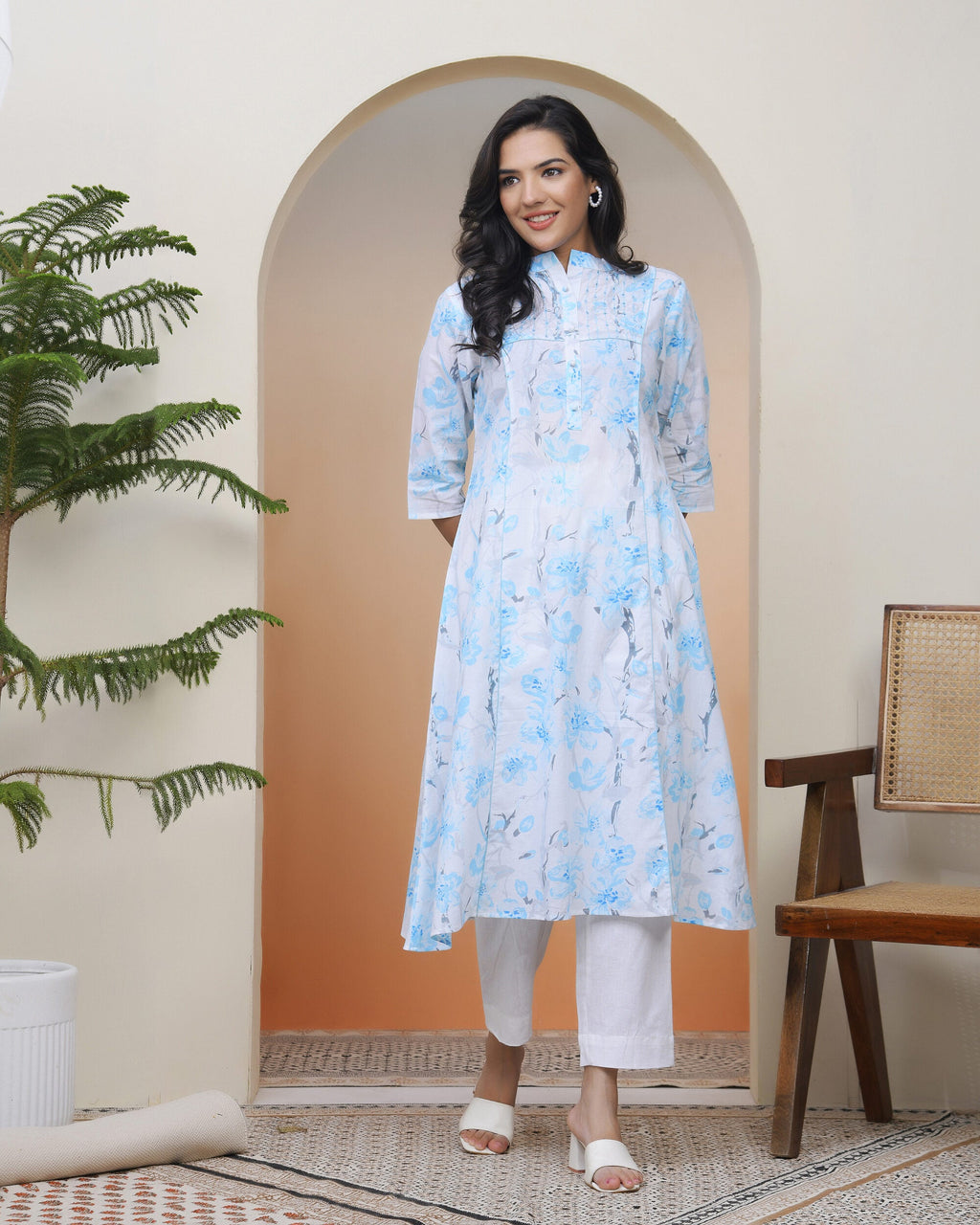 Vaasva Women White Floral Cotton Printed Flare Kurti - Distacart