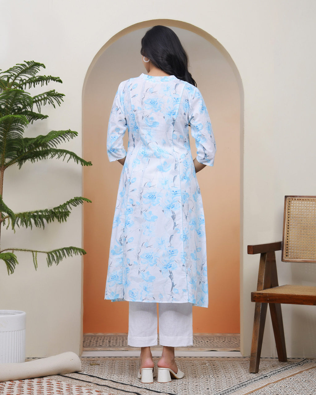 Vaasva Women White Floral Cotton Printed Flare Kurti - Distacart