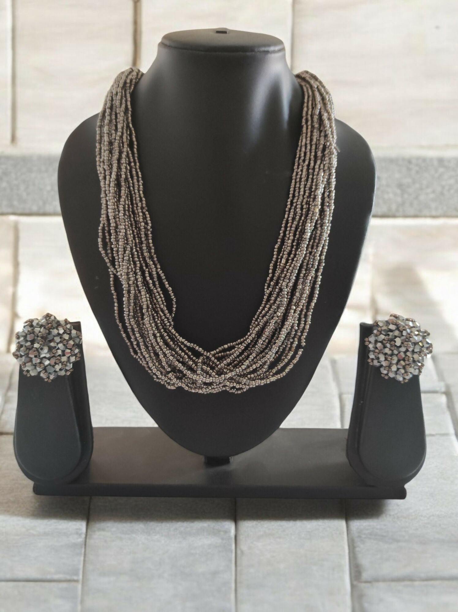Inhanns Vibrant Handmade 20 Layers Beaded Necklace With Matching Earrings - Gray
