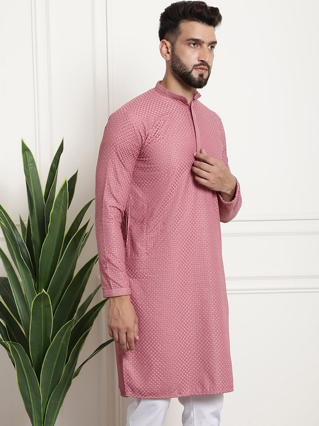 Sojanya Geometric Embroidered Thread Work Pure Cotton Straight Kurta