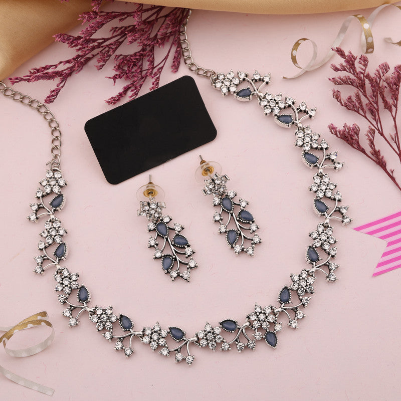 Tehzeeb Creations Silver Pleated White Diamond With Baby Blue Beads Necklace Set