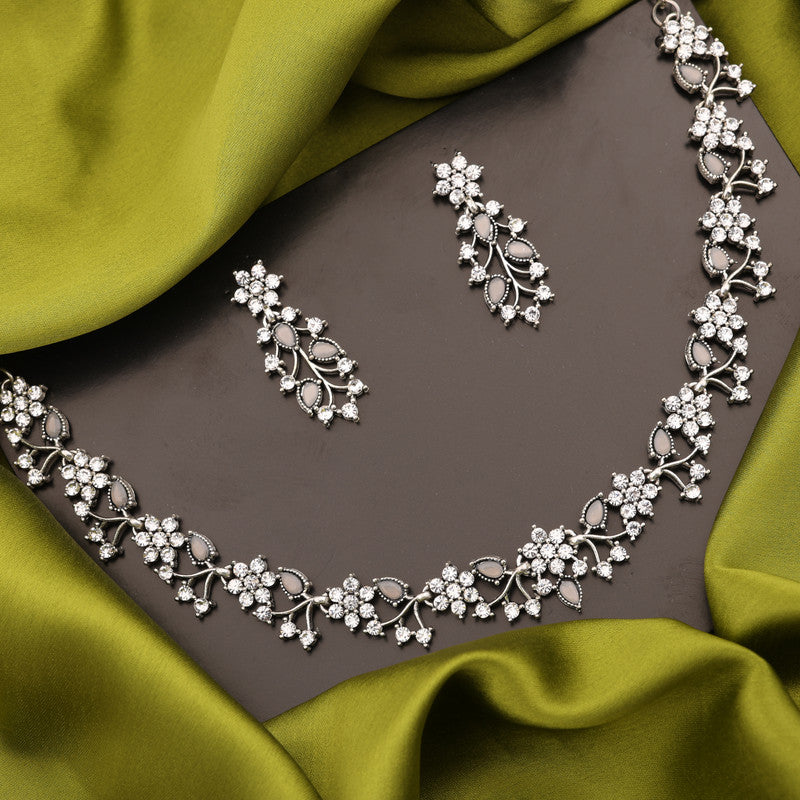 Tehzeeb Creations Silver Pleated White Diamond With Grey Beads Necklace Set