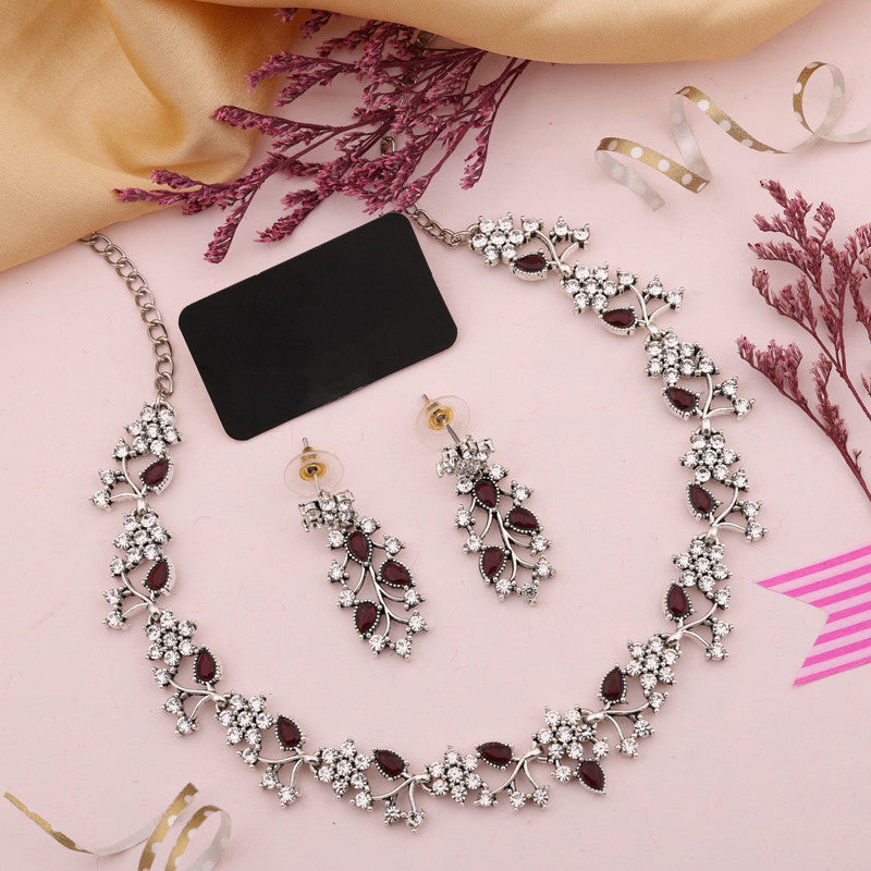 Tehzeeb Creations Silver Pleated White Diamond With Maroon Beads Necklace Set