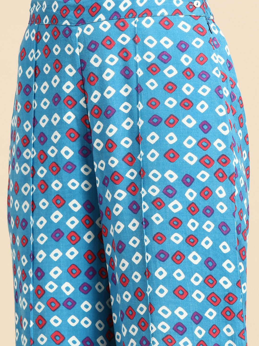 Sangria Women Bandhani Printed Kurta with Palazzos & Scarf