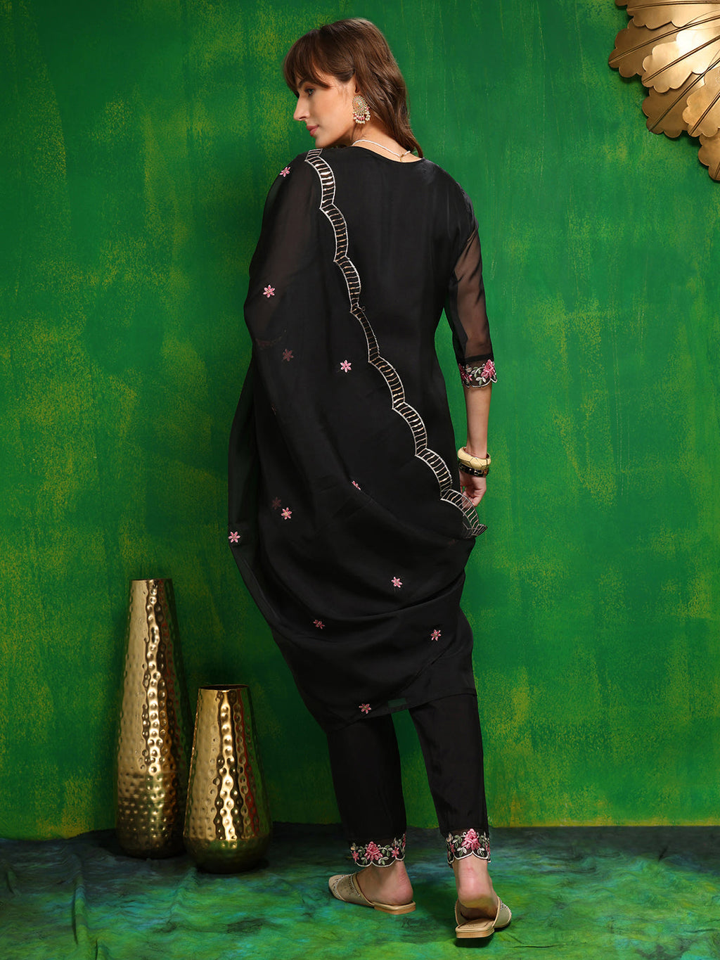 Pakistani Embroidered Kurta With Pant & Dupatta, Black - Hiral Fashion - Distacart