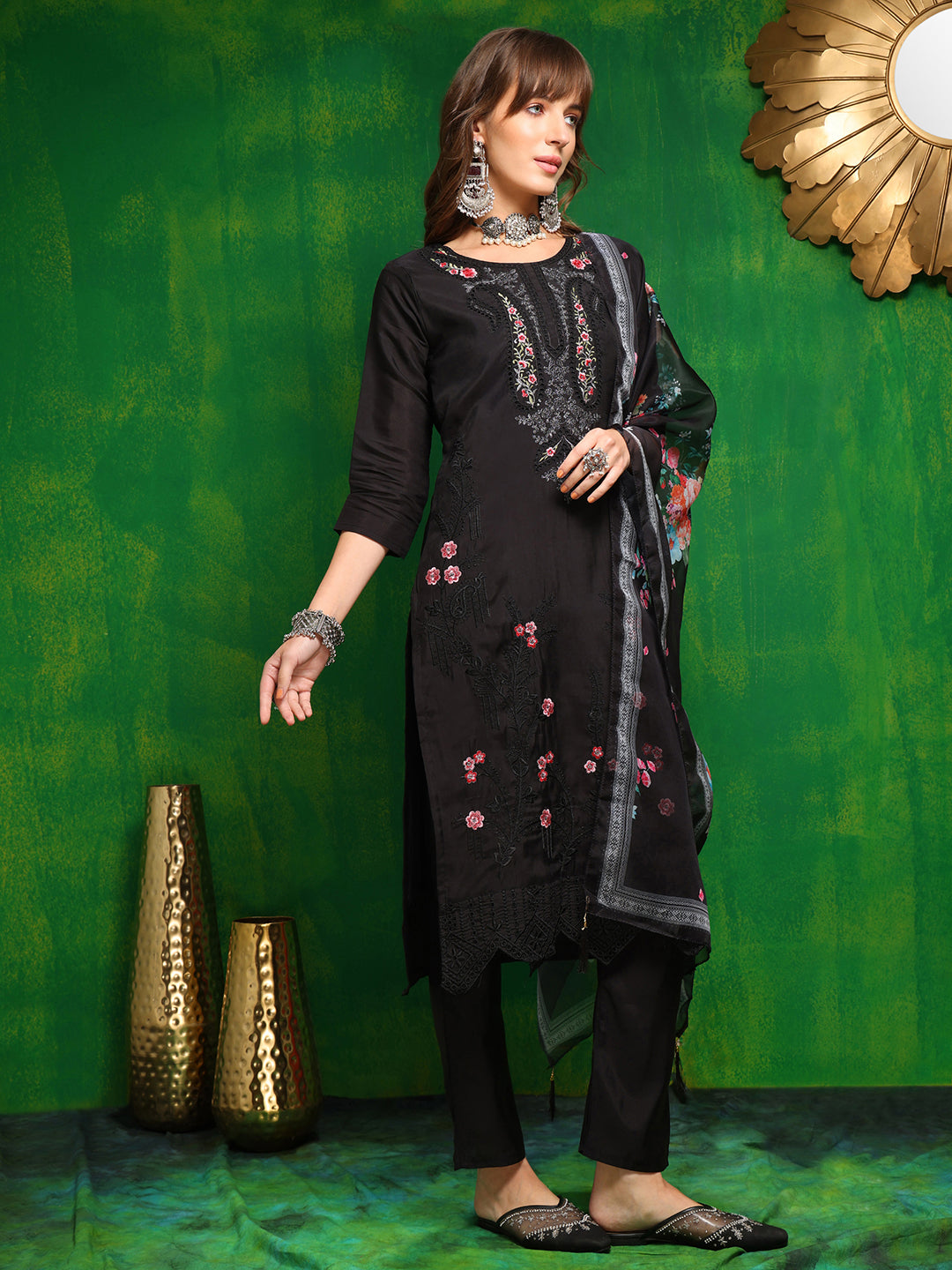 Pakistani Embroidered Kurta With Pant & Dupatta, Black - Hiral Fashion - Distacart