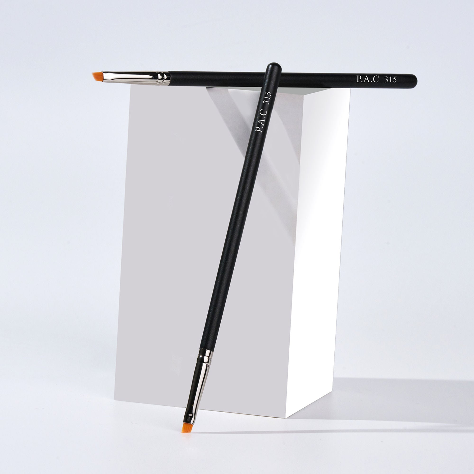 PAC Studio Eyeliner Brush - 315 - Distacart