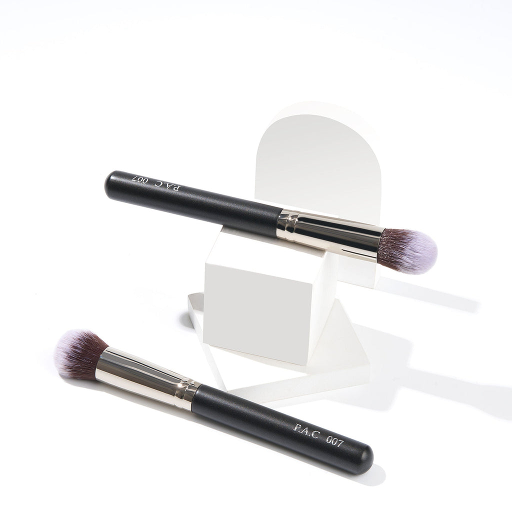 PAC Studio Concealer Brush - 007