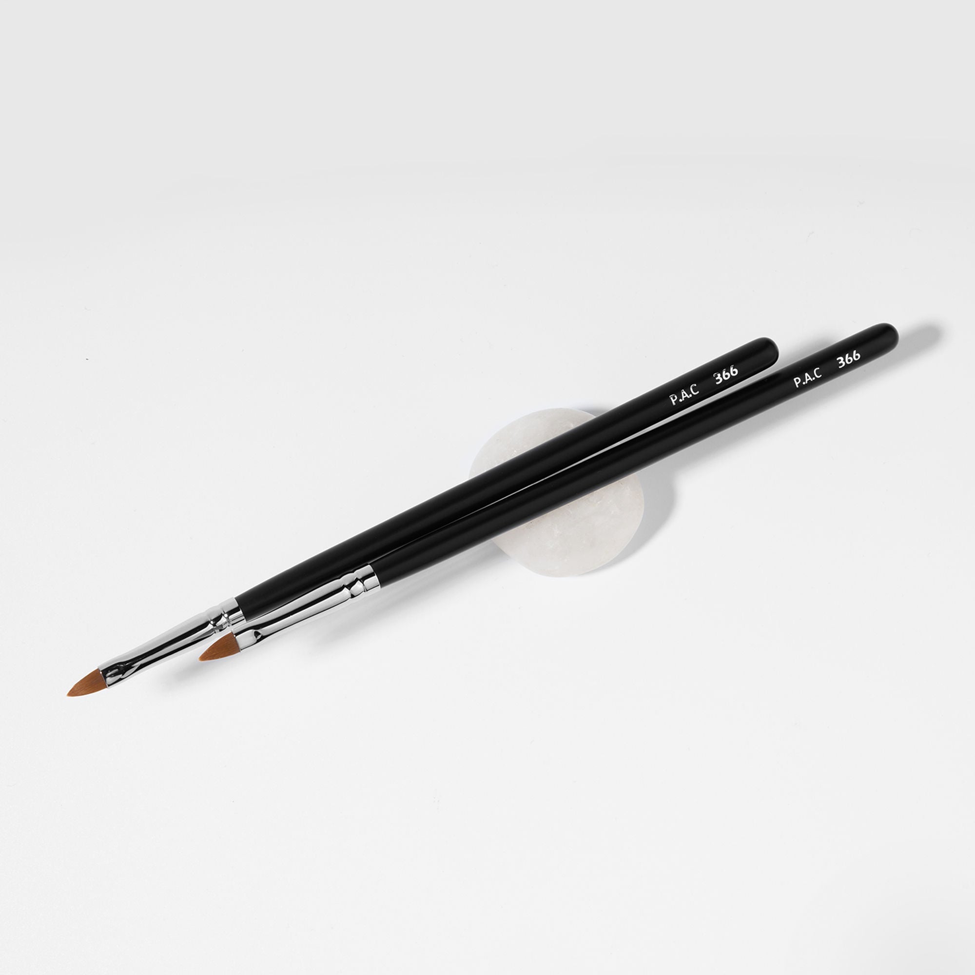 PAC Studio Lip Brush - 366