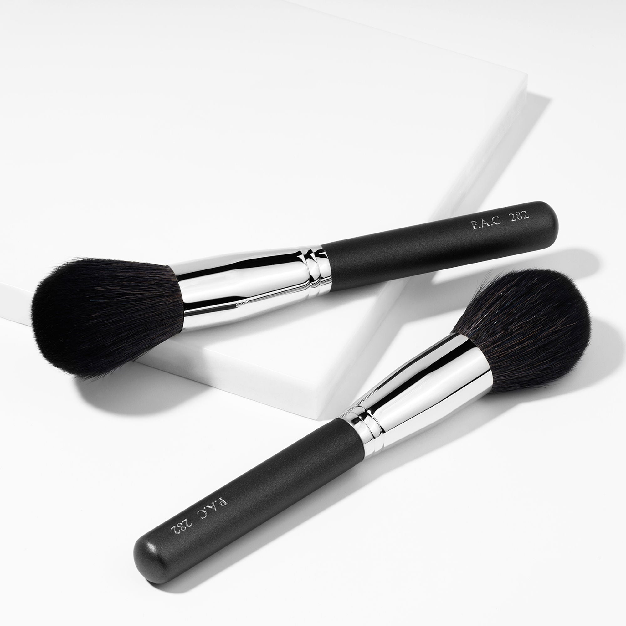 PAC Studio Powder Brush - 282