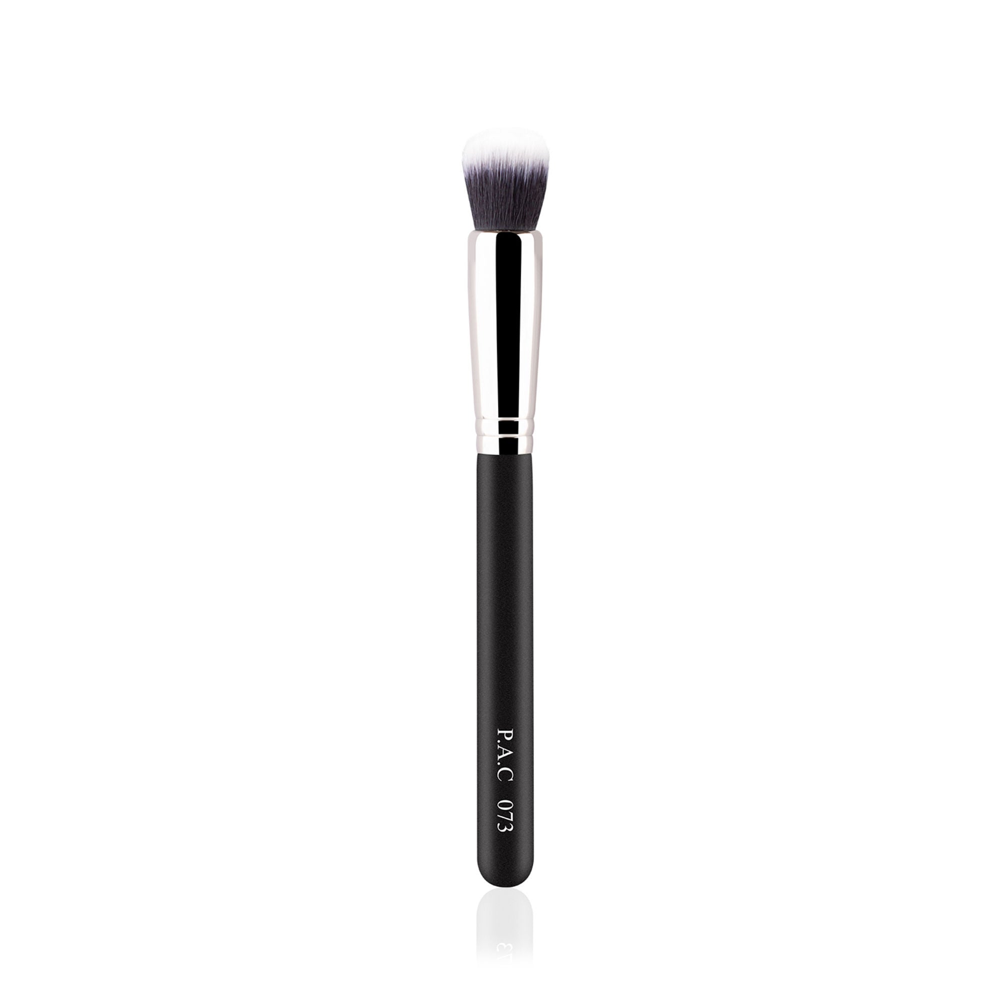 PAC Studio Concealer Brush - 073