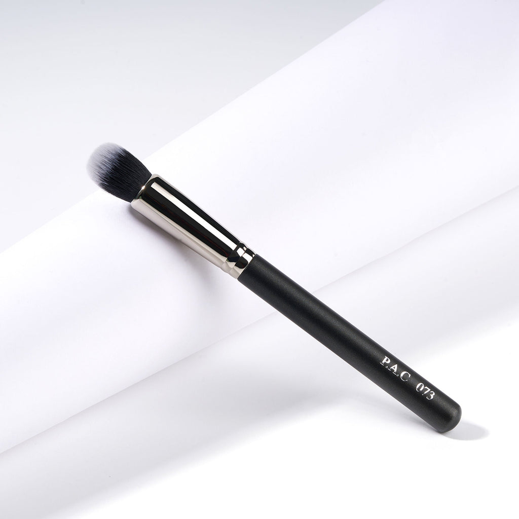 PAC Studio Concealer Brush - 073