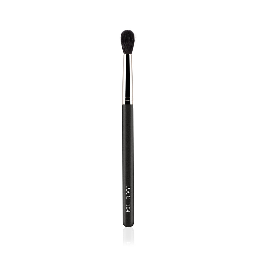 PAC Studio Eyeshadow Brush - 104