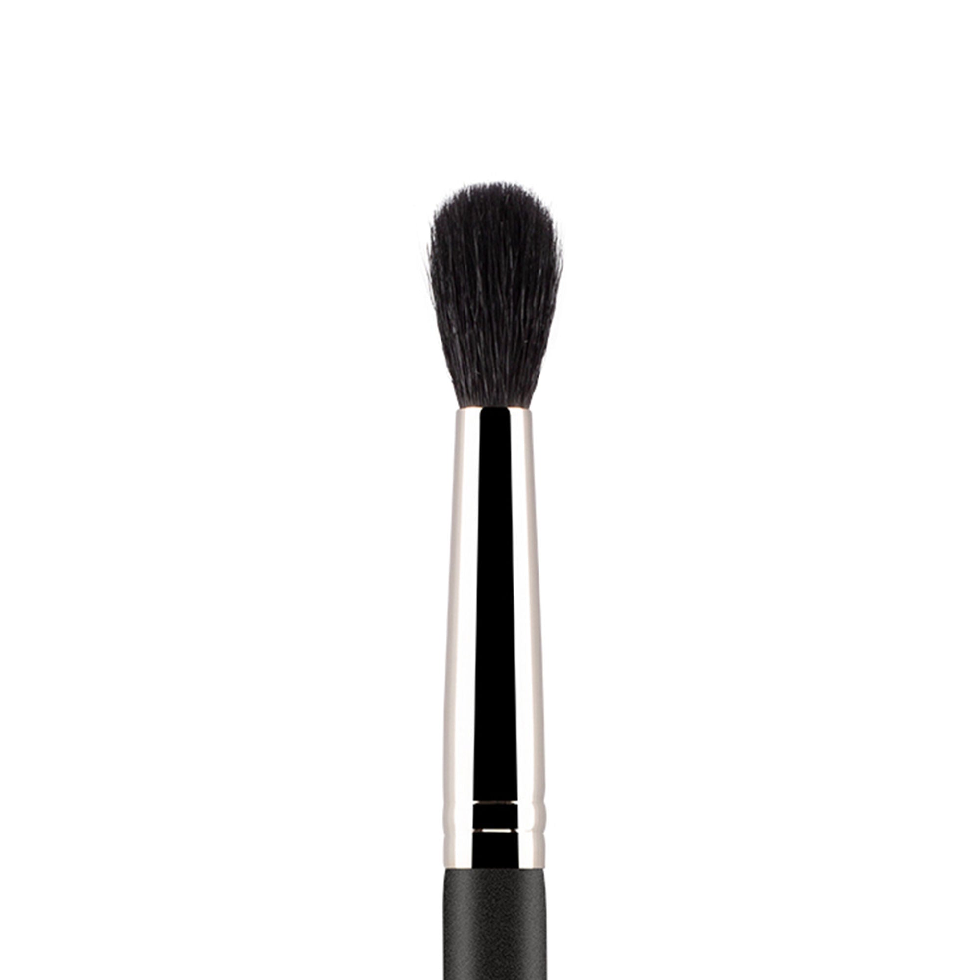 PAC Studio Eyeshadow Brush - 104