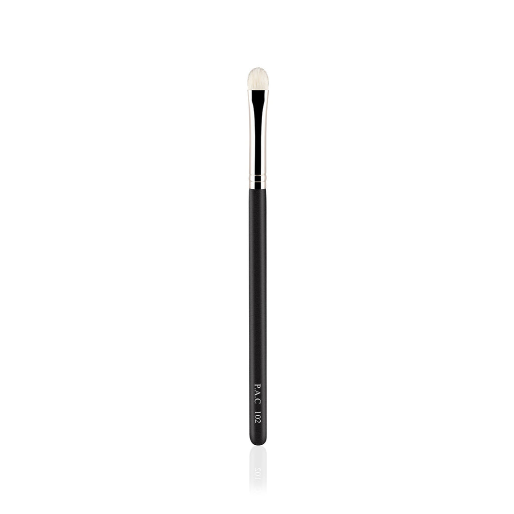 PAC Studio Eyeshadow Application Brush 102