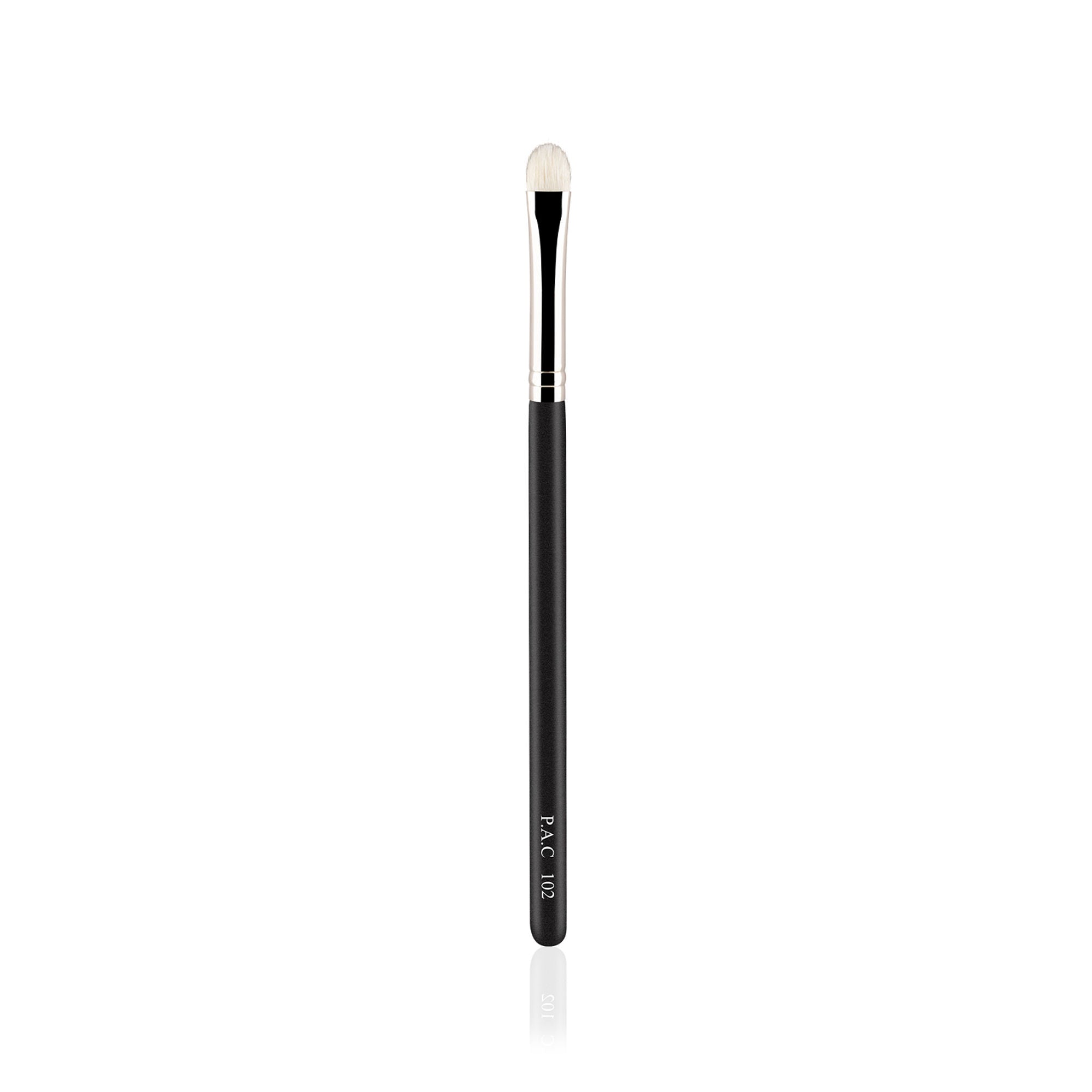 PAC Studio Eyeshadow Application Brush 102