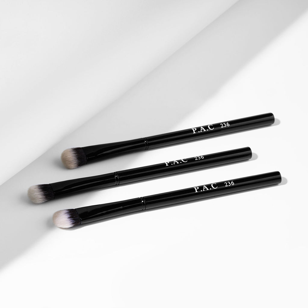 PAC Studio Concealer Brush - 236