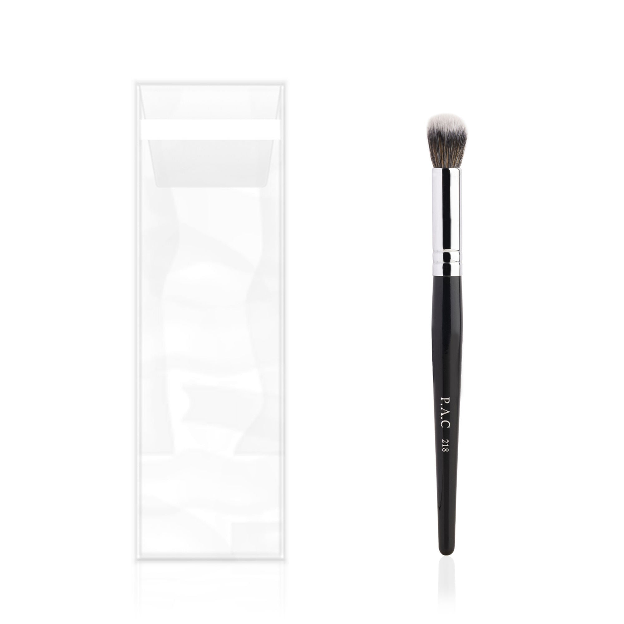 PAC Studio Concealer Brush - 218