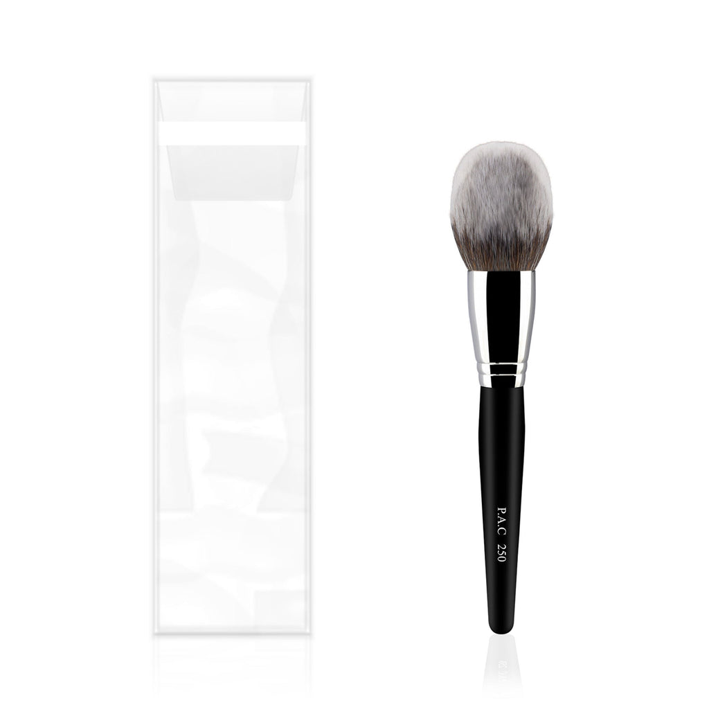 PAC Studio Powder Brush - 250