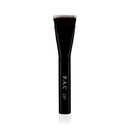 PAC Studio Contouring Brush - 237