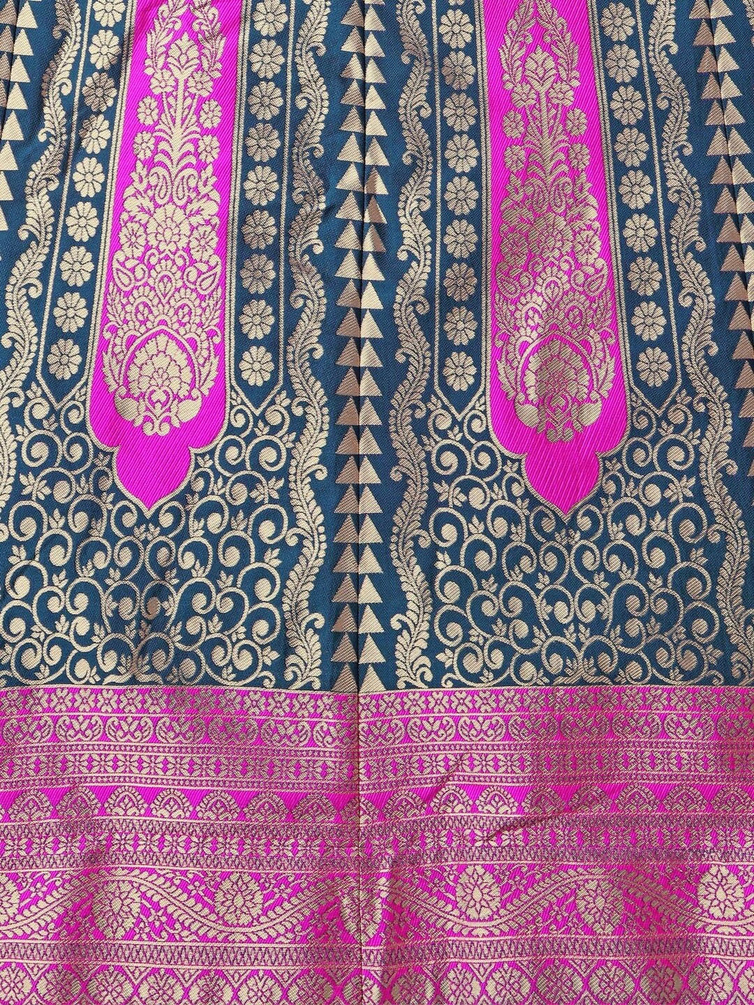 Lorenvalley Fashion Rama Ready to Wear Lehenga & Unstitched Blouse With Dupatta