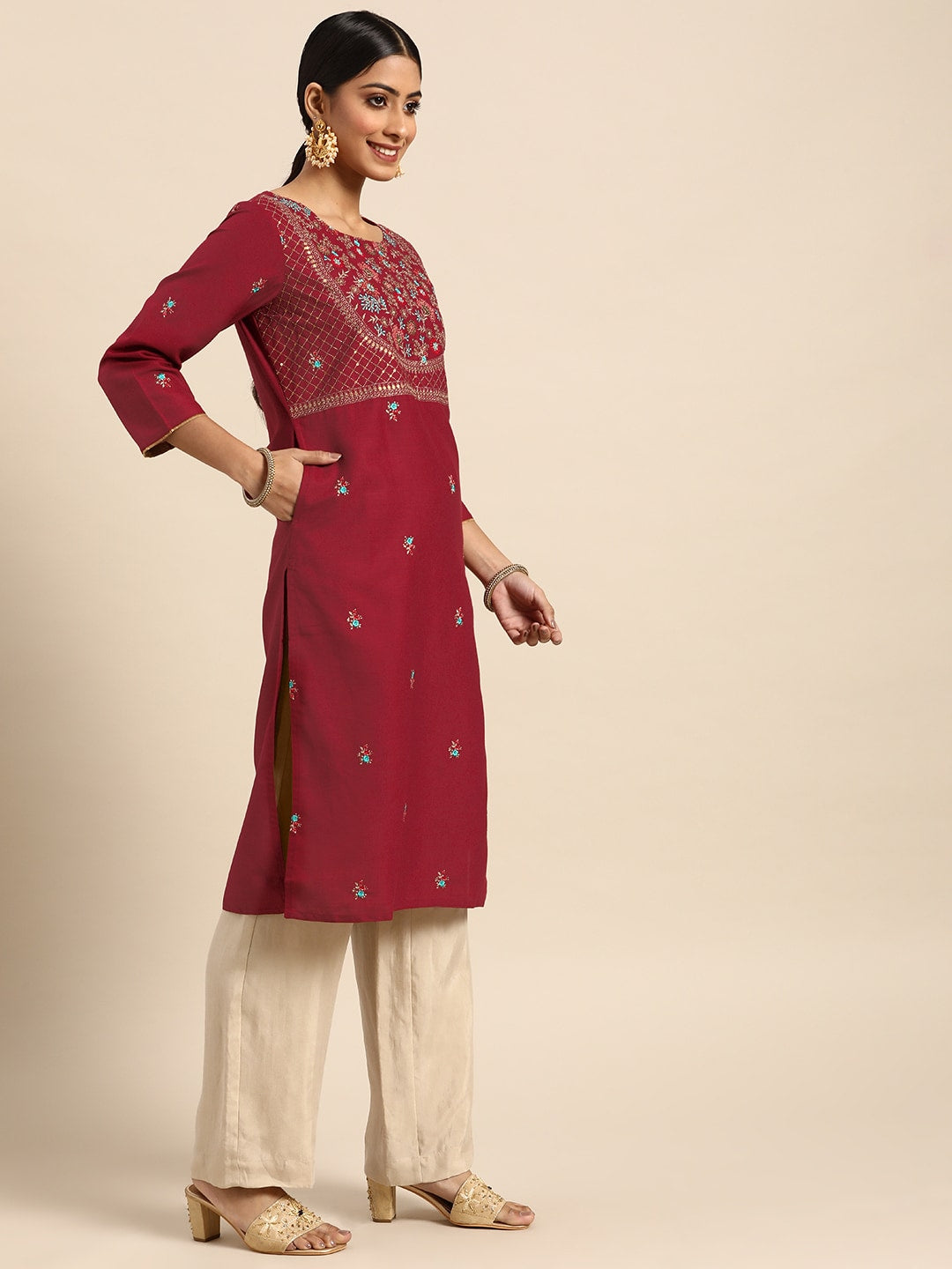 Sangria Women Red Yoke Design Sequined Kurta